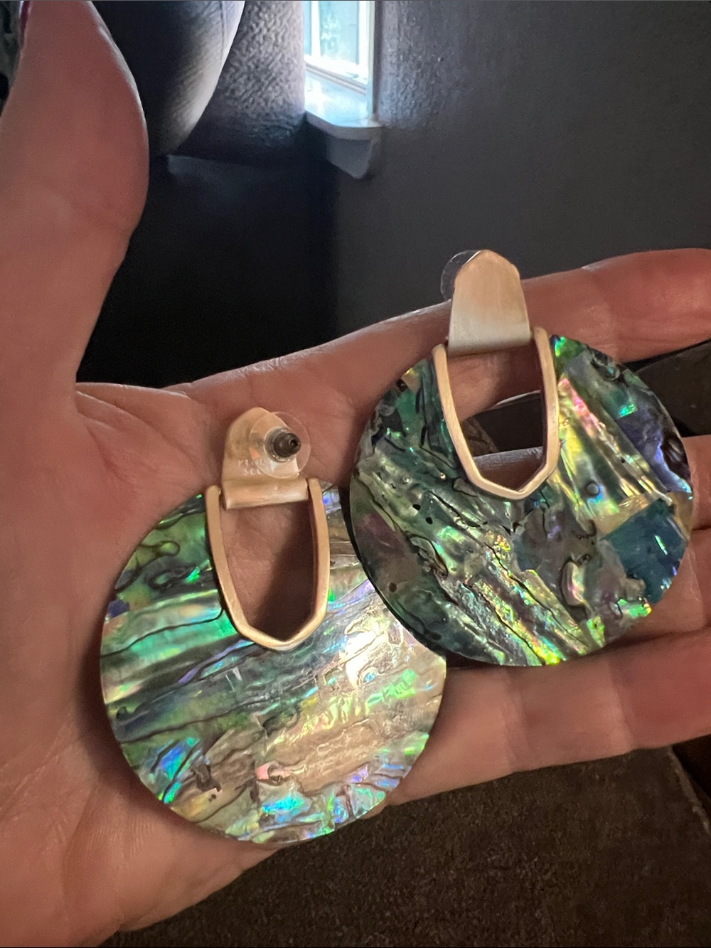 Kendra Scott Abalone Shell Hoop Drop Earrings - Iridescent Green Blue Goldtone